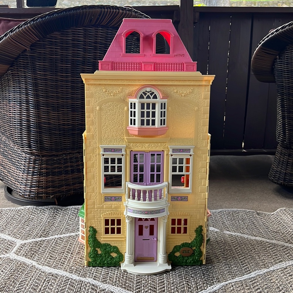 Fisher Price Loving Family Grand Mansion Twin Time Folding Doll House 2005